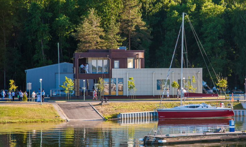 Sailing Center